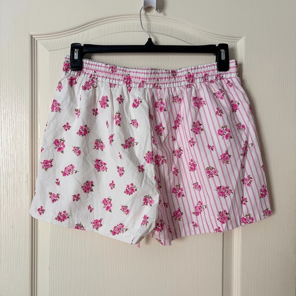 Peach Love California Striped Bouquet Pink Floral Shorts, Large - Picture 6 of 12